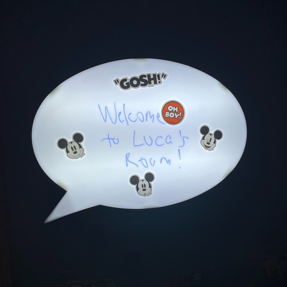 MICKEY MOUSE Speech Bubble LED Light Box, Write Any Message, Wipes Clean - Picture 3 of 3